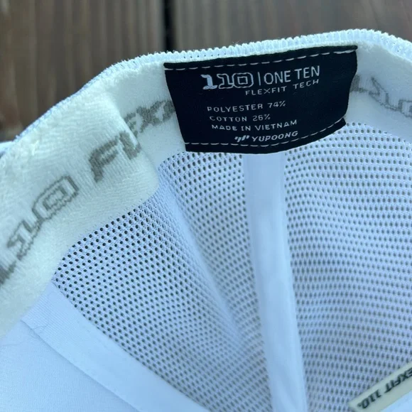 LA Golf Golf Hat in White with Blue Stitched Lettering NWT - Picture 4 of 4